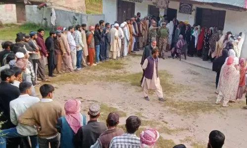 ಜಮ್ಮು- ಕಾಶ್ಮೀರ ವಿಧಾನಸಭೆ ಚುನಾವಣೆ | ಕೊನೆಯ ಹಂತದ ಮತದಾನ ಆರಂಭ