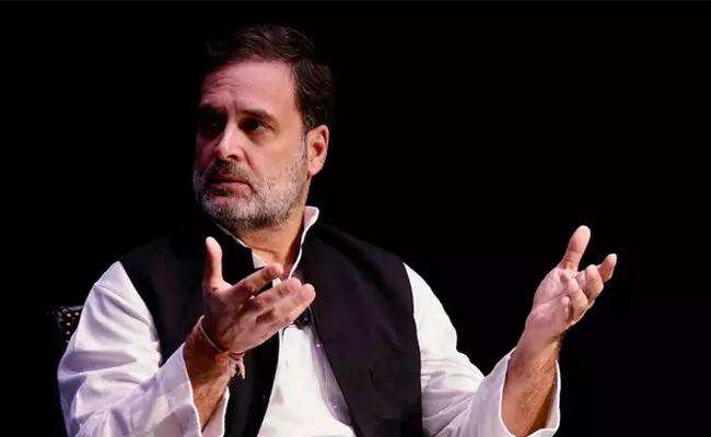 ಕ್ರೀಡಾ ಸಂಸ್ಥೆಗಳ ನೇತೃತ್ವವನ್ನು ರಾಜಕಾರಣಿಗಳ ಬದಲು ಕ್ರೀಡಾಪಟುಗಳೇ ವಹಿಸಿಕೊಳ್ಳುವಂತಾಗಬೇಕು : ರಾಹುಲ್ ಗಾಂಧಿ ಕ್ರೀಡಾ ಸಂಸ್ಥೆಗಳ ನೇತೃತ್ವವನ್ನು ರಾಜಕಾರಣಿಗಳ ಬದಲು ಕ್ರೀಡಾಪಟುಗಳೇ ವಹಿಸಿಕೊಳ್ಳುವಂತಾಗಬೇಕು : ರಾಹುಲ್ ಗಾಂಧಿ