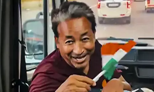 ಬಿಡುಗಡೆಯ ಬೆನ್ನಲ್ಲೇ ಸೋನಮ್ ವಾಂಗ್ಚುಕ್ ರನ್ನು ಮತ್ತೆ ವಶಕ್ಕೆ ಪಡೆದ ಪೊಲೀಸರು