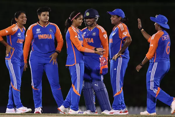 ನಾಳೆ ನ್ಯೂಝಿಲ್ಯಾಂಡ್ ವಿರುದ್ಧ ಭಾರತ ಮಹಿಳಾ ಕ್ರಿಕೆಟ್ ತಂಡದ ವಿಶ್ವಕಪ್ ಅಭಿಯಾನ ಆರಂಭ ನಾಳೆ ನ್ಯೂಝಿಲ್ಯಾಂಡ್ ವಿರುದ್ಧ ಭಾರತ ಮಹಿಳಾ ಕ್ರಿಕೆಟ್ ತಂಡದ ವಿಶ್ವಕಪ್ ಅಭಿಯಾನ ಆರಂಭ