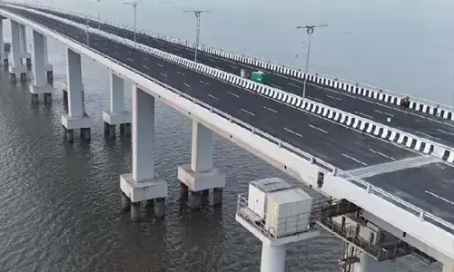 ಅಟಲ್ ಸೇತುವಿನಿಂದ ಜಿಗಿದು ಮುಂಬೈ ಉದ್ಯಮಿ ಆತ್ಮಹತ್ಯೆ