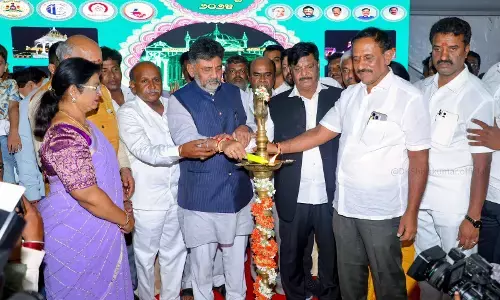ದಸರಾ ದೀಪಾಲಂಕಾರಕ್ಕೆ ಉಪಮುಖ್ಯಮಂತ್ರಿ ಡಿ.ಕೆ. ಶಿವಕುಮಾರ್ ಚಾಲನೆ