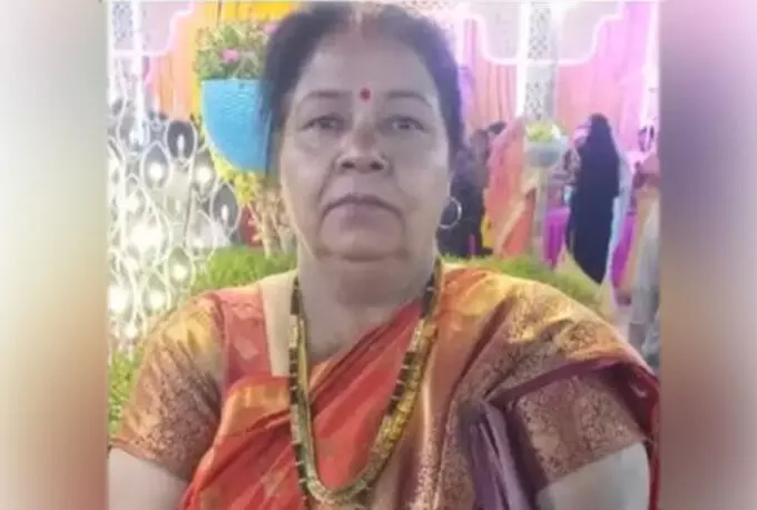 ಮಗಳು ಲೈಂಗಿಕ ದಂಧೆಯಲ್ಲಿದ್ದಾಳೆ ಎಂಬ ಸುಳ್ಳು ಕರೆ; ಆಘಾತಗೊಂಡ ತಾಯಿ ಮೃತ್ಯು ಮಗಳು ಲೈಂಗಿಕ ದಂಧೆಯಲ್ಲಿದ್ದಾಳೆ ಎಂಬ ಸುಳ್ಳು ಕರೆ; ಆಘಾತಗೊಂಡ ತಾಯಿ ಮೃತ್ಯು