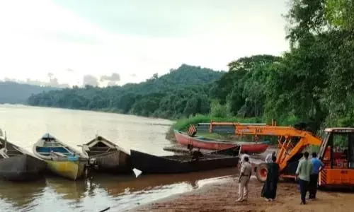 ಬಂಟ್ವಾಳ| ನೇತ್ರಾವತಿ ನದಿ ತೀರದಲ್ಲಿ ಅಕ್ರಮ ಮರಳುಗಾರಿಕೆ ಆರೋಪ; 20 ಬೋಟ್ ಗಳು ವಶಕ್ಕೆ