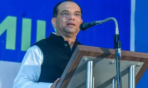 ಗುಲಾಮ್ ಕುಟುಂಬದ ಶೈಕ್ಷಣಿಕ ಅಭಿವೃದ್ಧಿ, ಆರೋಗ್ಯ, ಸುರಕ್ಷತೆಗೆ ಪ್ರೋತ್ಸಾಹ: ಬ್ಲೂಲೈನ್ ಫೌಂಡೇಶನ್