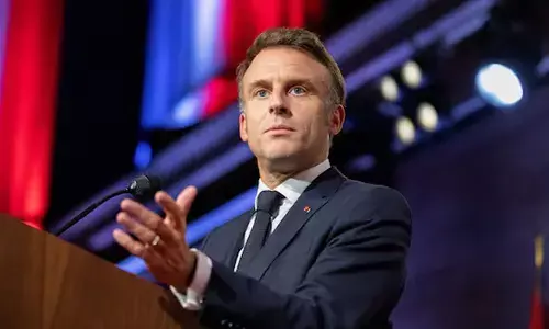 ಇಸ್ರೇಲ್ ಗೆ ಶಸ್ತ್ರಾಸ್ತ್ರ ಪೂರೈಕೆಯನ್ನು ಸ್ಥಗಿತಗೊಳಿಸಬೇಕು : ಫ್ರಾನ್ಸ್ ಅಧ್ಯಕ್ಷ ಎಮ್ಯಾನ್ಯುಯೆಲ್ ಮ್ಯಾಕ್ರನ್ ಆಗ್ರಹ