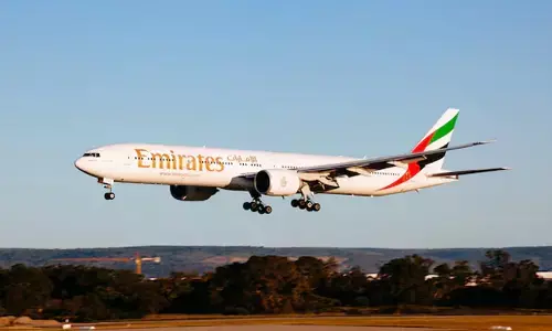 ವಿಮಾನದಲ್ಲಿ ಪೇಜರ್, ವಾಕಿ-ಟಾಕಿ ನಿಷೇಧಿಸಿದ ಎಮಿರೇಟ್ಸ್