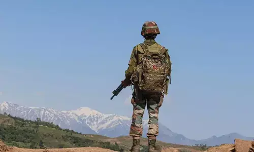 ಜಮ್ಮುಕಾಶ್ಮೀರ: ಗುಂಡು ಹಾರಿಸಿಕೊಂಡು ಯೋಧನ ಆತ್ಮಹತ್ಯೆ