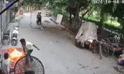 ಪುಟ್ ಪಾತ್ ನಲ್ಲಿ ಮಲಗಿದ್ದ ವ್ಯಕ್ತಿ ಮೇಲೆ ಮನಬಂದಂತೆ ಹಲ್ಲೆ; ವಿಡಿಯೋ ವೈರಲ್