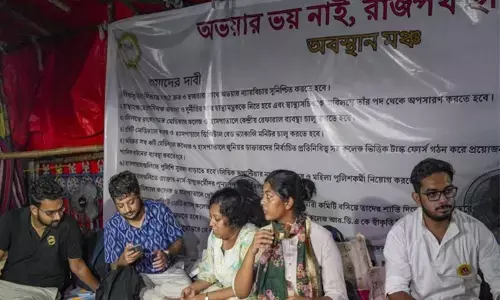 ನ್ಯಾಯ, ಕೆಲಸದ ಸ್ಥಳದಲ್ಲಿ ಸುರಕ್ಷತೆ ಆಗ್ರಹಿಸಿ ಮುಂದುವರಿದ ಕಿರಿಯ ವೈದ್ಯರ ಉಪವಾಸ ಮುಷ್ಕರ