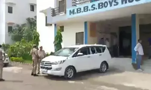 ಉತ್ತರ ಪ್ರದೇಶ | ಕ್ಯಾಂಪಸ್‌ನಲ್ಲಿ ಶಂಕಾಸ್ಪದ ಸ್ಥಿತಿಯಲ್ಲಿ ಎಂಬಿಬಿಎಸ್ ವಿದ್ಯಾರ್ಥಿ ಮೃತದೇಹ ಪತ್ತೆ