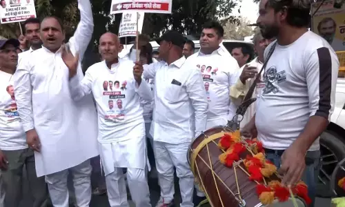 ಜಮ್ಮು- ಕಾಶ್ಮೀರ, ಹರ್ಯಾಣ ಮತ ಎಣಿಕೆ: ದಿಲ್ಲಿಯ ಕಾಂಗ್ರೆಸ್ ಕಚೇರಿ ಮುಂದೆ ಸಂಭ್ರಮಾಚರಣೆ