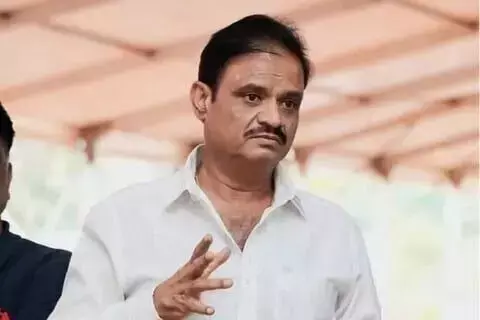 ಮಾಜಿ ಸಿಎಂಗಳನ್ನು ಹನಿಟ್ರ್ಯಾಪ್ ಮಾಡಿ ಸಚಿವ ಸ್ಥಾನ ಪಡೆದಿದ್ದ ಶಾಸಕ ಮುನಿರತ್ನ: ಸಂತ್ರಸ್ತೆ ಗಂಭೀರ ಆರೋಪ