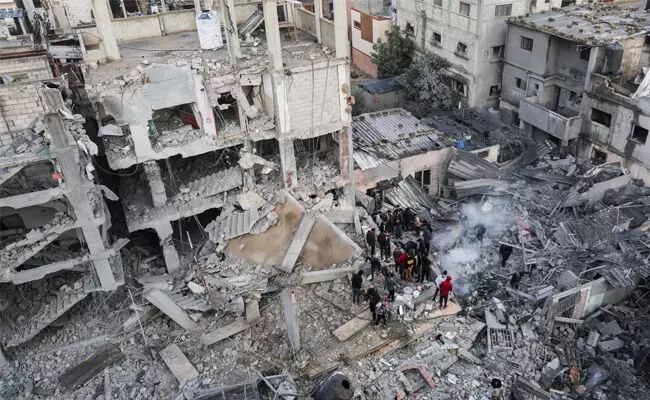 ಗಾಝಾ ಆಕ್ರಮಣ | 42 ಸಾವಿರ ದಾಟಿದ ಸಾವಿನ ಸಂಖ್ಯೆ ಗಾಝಾ ಆಕ್ರಮಣ | 42 ಸಾವಿರ ದಾಟಿದ ಸಾವಿನ ಸಂಖ್ಯೆ