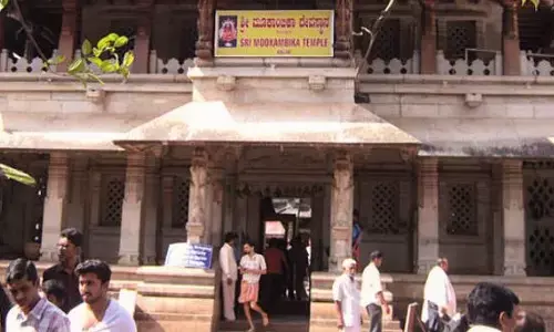 ಕೊಲ್ಲೂರು ದೇವಳದ ಕುರಿತ ಸುಳ್ಳು ಸುದ್ದಿ ವಿರುದ್ಧ ಕಾನೂನು ಕ್ರಮ: ವ್ಯವಸ್ಥಾಪನ ಸಮಿತಿ ಎಚ್ಚರಿಕೆ