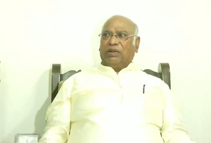 ಬಿಜೆಪಿ ಭಯೋತ್ಪಾದಕರ ಪಕ್ಷ : ಪ್ರಧಾನಿ ಮೋದಿಗೆ ಮಲ್ಲಿಕಾರ್ಜುನ ಖರ್ಗೆ ತಿರುಗೇಟು