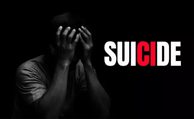 ಮಹಾರಾಷ್ಟ್ರ| ನಾನು ಜೀವನವನ್ನು ಆನಂದಿಸಿದ್ದೇನೆ : ಡೆತ್ ನೋಟ್ ಬರೆದು ಡಿಸಿಪಿಯ ಅಪ್ರಾಪ್ತ ಪುತ್ರ ಆತ್ಮಹತ್ಯೆ ಮಹಾರಾಷ್ಟ್ರ| ನಾನು ಜೀವನವನ್ನು ಆನಂದಿಸಿದ್ದೇನೆ : ಡೆತ್ ನೋಟ್ ಬರೆದು ಡಿಸಿಪಿಯ ಅಪ್ರಾಪ್ತ ಪುತ್ರ ಆತ್ಮಹತ್ಯೆ