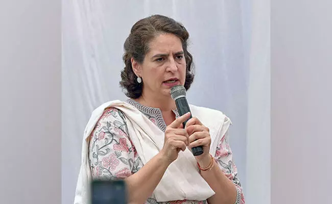 ನ.13ರಂದು ವಯನಾಡು ಲೋಕಸಭಾ ಉಪಚುನಾವಣೆ : ಪ್ರಿಯಾಂಕಾ ಗಾಂಧಿ ಸಜ್ಜು