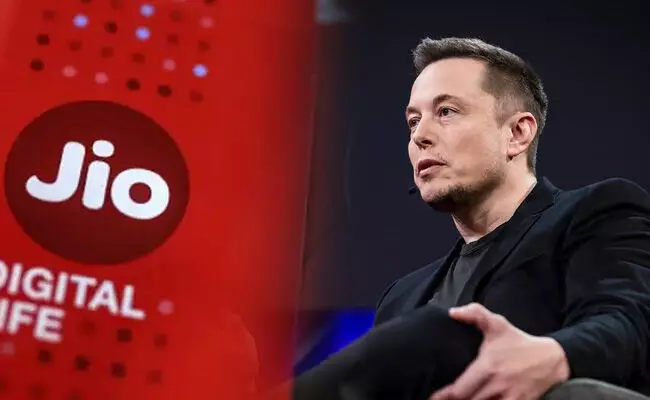 ಉಪಗ್ರಹ ಸ್ಪೆಕ್ಟ್ರಮ್ : ರಿಲಯನ್ಸ್ - ಮಿತ್ತಲ್ ಪೈಪೋಟಿ ನಡುವೆ ಮಸ್ಕ್ ಪರ ನಿಲುವು ತಾಳಿದ ಭಾರತ ಸರಕಾರ ಉಪಗ್ರಹ ಸ್ಪೆಕ್ಟ್ರಮ್ : ರಿಲಯನ್ಸ್ - ಮಿತ್ತಲ್ ಪೈಪೋಟಿ ನಡುವೆ ಮಸ್ಕ್ ಪರ ನಿಲುವು ತಾಳಿದ ಭಾರತ ಸರಕಾರ