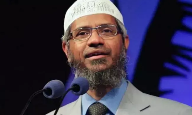 ಝಾಕಿರ್ ನಾಯ್ಕ್ ಅರ್ಜಿ ತಿರಸ್ಕರಿಸಲು ಸುಪ್ರೀಮ್‌ಗೆ ಮಹಾರಾಷ್ಟ್ರದ ಆಗ್ರಹ