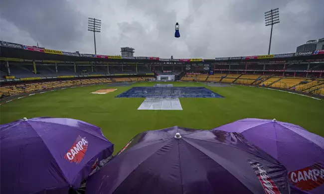 ಭಾರತ-ನ್ಯೂಝಿಲ್ಯಾಂಡ್ ಪ್ರಥಮ ಟೆಸ್ಟ್‌ನ ಮೊದಲ ದಿನ ಮಳೆಯಾಟ