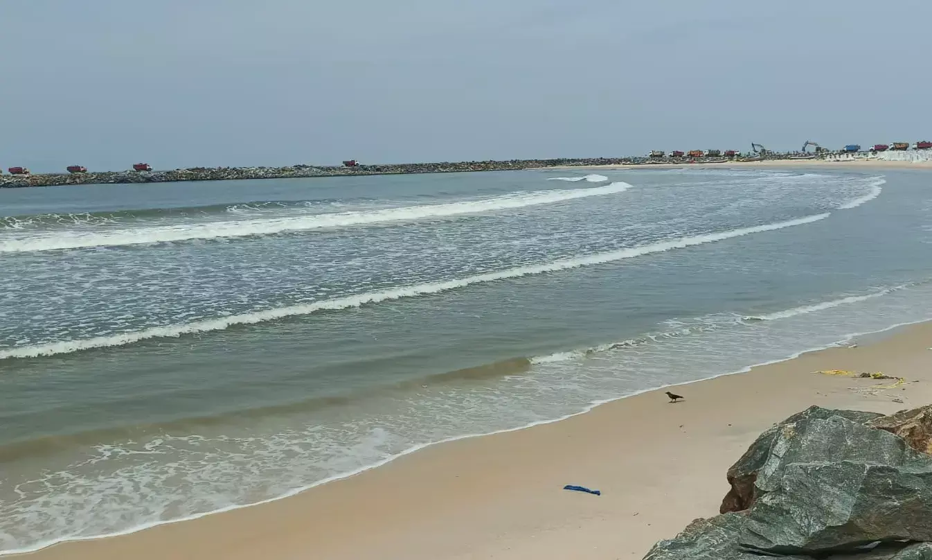 ಕುಳಾಯಿ ಜೆಟ್ಟಿಯ ಕಾಮಗಾರಿ ಸ್ಥಗಿತಗೊಳಿಸುವಂತೆ ಮೀನುಗಾರರ ಒತ್ತಾಯ