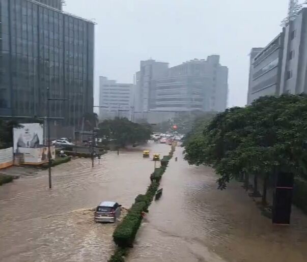 ‘ಬೆಂಗಳೂರಿನಲ್ಲಿ ನಿರಂತರ ಮಳೆ’ ಆಡಳಿತ-ವಿಪಕ್ಷಗಳ ನಡುವೆ ಜಟಾಪಟಿ