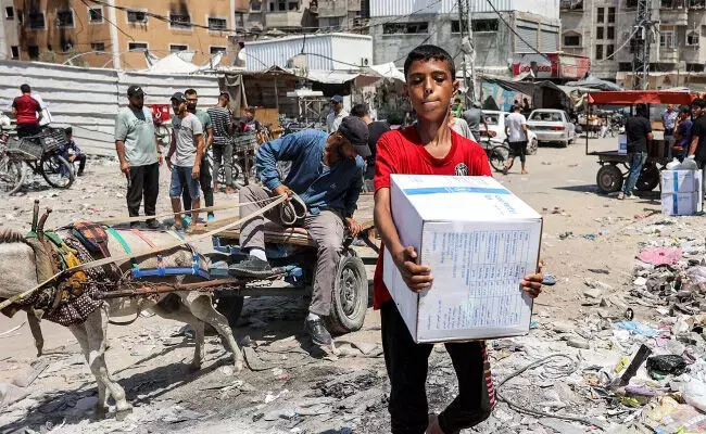 ಗಾಝಾಕ್ಕೆ ಆಹಾರ ನೆರವಿಗೆ ಅಡ್ಡಿ: ವಿಶ್ವಸಂಸ್ಥೆ ಗಾಝಾಕ್ಕೆ ಆಹಾರ ನೆರವಿಗೆ ಅಡ್ಡಿ: ವಿಶ್ವಸಂಸ್ಥೆ