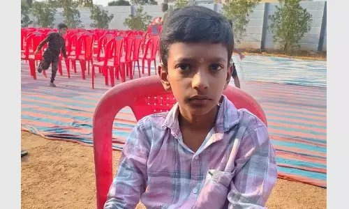 ಚಿತ್ರದುರ್ಗ | ಬೀದಿನಾಯಿಗಳ ದಾಳಿಗೆ ಬಾಲಕ ಬಲಿ