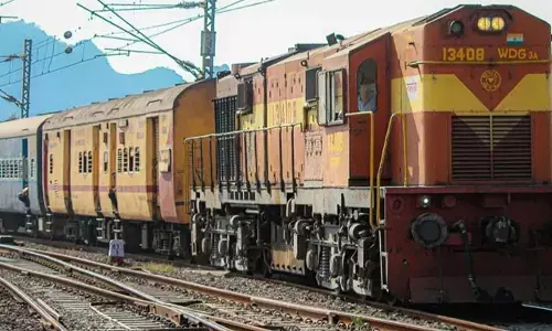 26 ವರ್ಷಗಳ ಬಳಿಕ ಕೊಂಕಣ ರೈಲ್ವೆ ಮಾರ್ಗದ ಪ್ರಥಮ ರೈಲು ಮತ್ಸ್ಯಗಂಧ ಎಕ್ಸ್‌ಪ್ರೆಸ್ ಬೋಗಿಗಳು ಮೇಲ್ದರ್ಜೆಗೆ