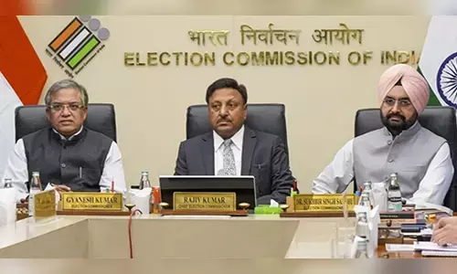 ಚುನಾವಣಾ ಆಯೋಗ ತನ್ನ ಹೊಣೆಗಾರಿಕೆ ಮರೆತಿದೆಯೇ?