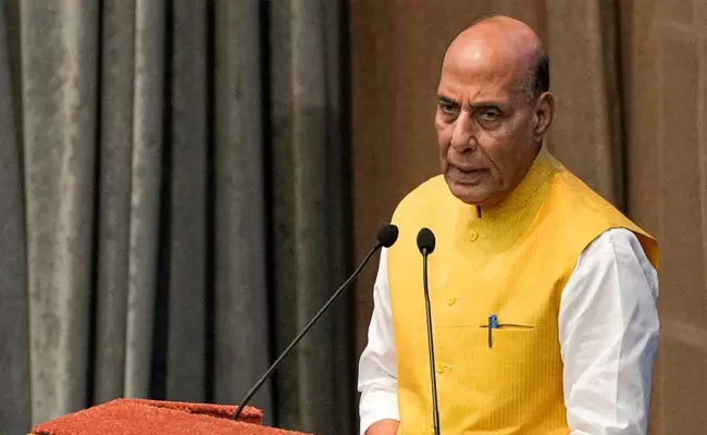 AI ಮಿಲಿಟರಿ ಕಾರ್ಯಾಚರಣೆಗಳಲ್ಲಿ ಕ್ರಾಂತಿಯನ್ನುಂಟು ಮಾಡುವ ಸಾಮರ್ಥ್ಯ ಹೊಂದಿದೆ : ರಾಜನಾಥ್ ಸಿಂಗ್