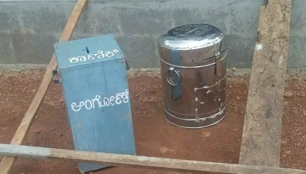 ಕಾಸರಗೋಡು| ವರ್ಕಾಡಿ ಚರ್ಚ್ ನ ಕಾಣಿಕೆ ಡಬ್ಬಿ ಕಳವು ಕಾಸರಗೋಡು| ವರ್ಕಾಡಿ ಚರ್ಚ್ ನ ಕಾಣಿಕೆ ಡಬ್ಬಿ ಕಳವು