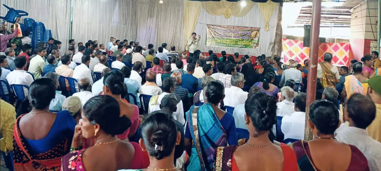 ಸರ್ಕಾರ ಸುಪ್ರೀಂ ಕೋರ್ಟನಲ್ಲಿ ಅರಣ್ಯವಾಸಿಗಳ ಪರ ನಿಲುವು ಪ್ರಕಟಿಸಲಿ: ರವೀಂದ್ರ ನಾಯ್ಕ ಸರ್ಕಾರ ಸುಪ್ರೀಂ ಕೋರ್ಟನಲ್ಲಿ ಅರಣ್ಯವಾಸಿಗಳ ಪರ ನಿಲುವು ಪ್ರಕಟಿಸಲಿ: ರವೀಂದ್ರ ನಾಯ್ಕ