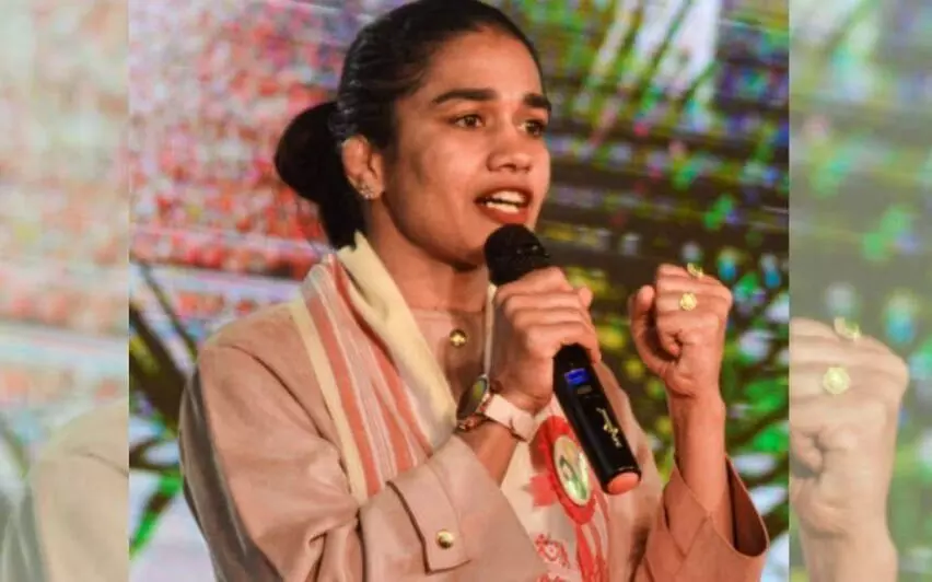 ದಂಗಲ್ ಚಿತ್ರದ ಗಳಿಕೆ 2000 ಕೋಟಿ; ಆದರೆ ನಮಗೆ ಸಿಕ್ಕಿದ್ದು ಕೇವಲ ಒಂದು ಕೋಟಿ- ಬಬಿತಾ ಫೋಗಟ್