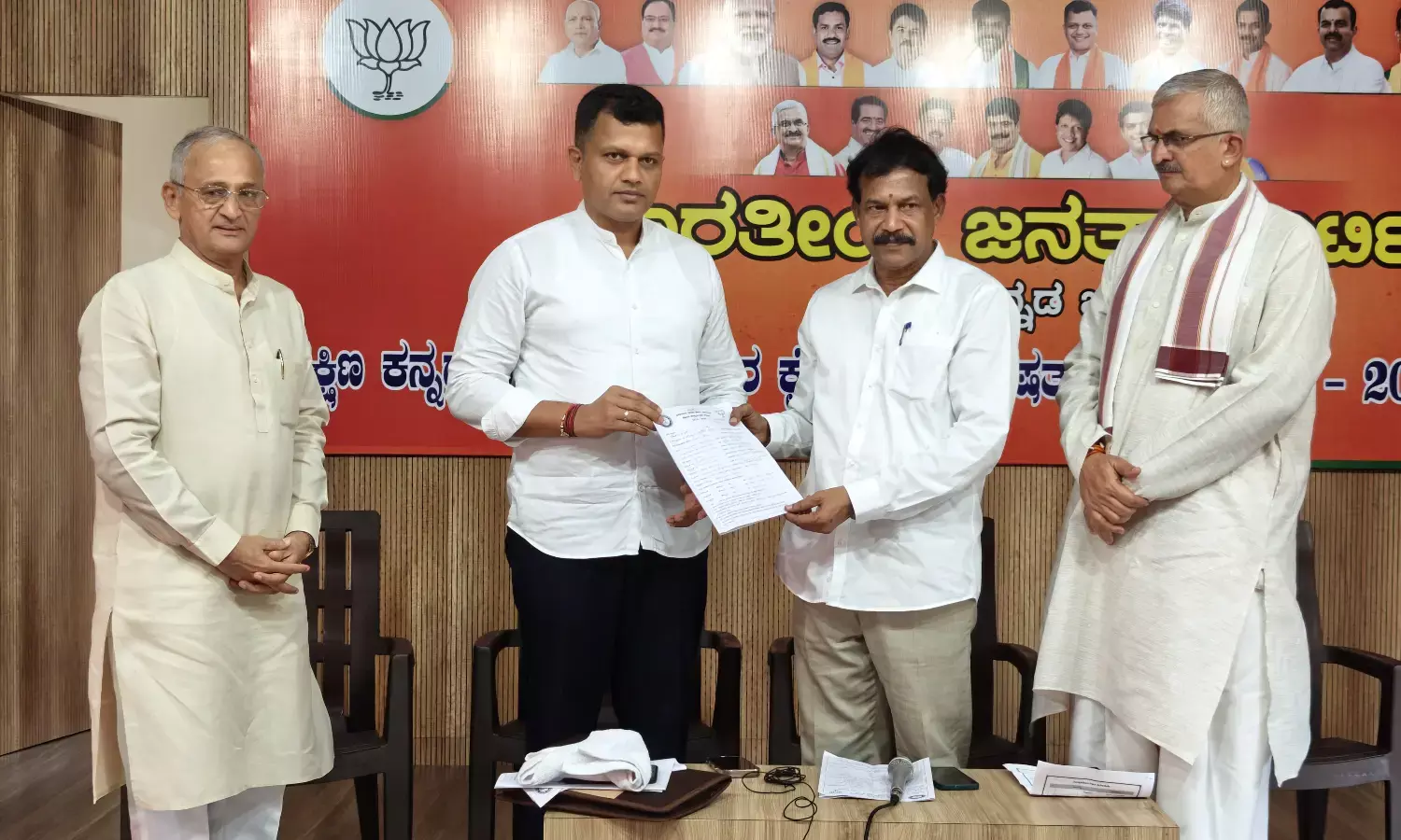 ಬಿಜೆಪಿ ಸಕ್ರಿಯ ಸದಸ್ಯತ್ವ ಅಭಿಯಾನದಲ್ಲಿ ಸಂಸದ ಚೌಟರಿಂದ ಸದಸ್ಯತ್ವ ಮರು ನೋಂದಣಿ