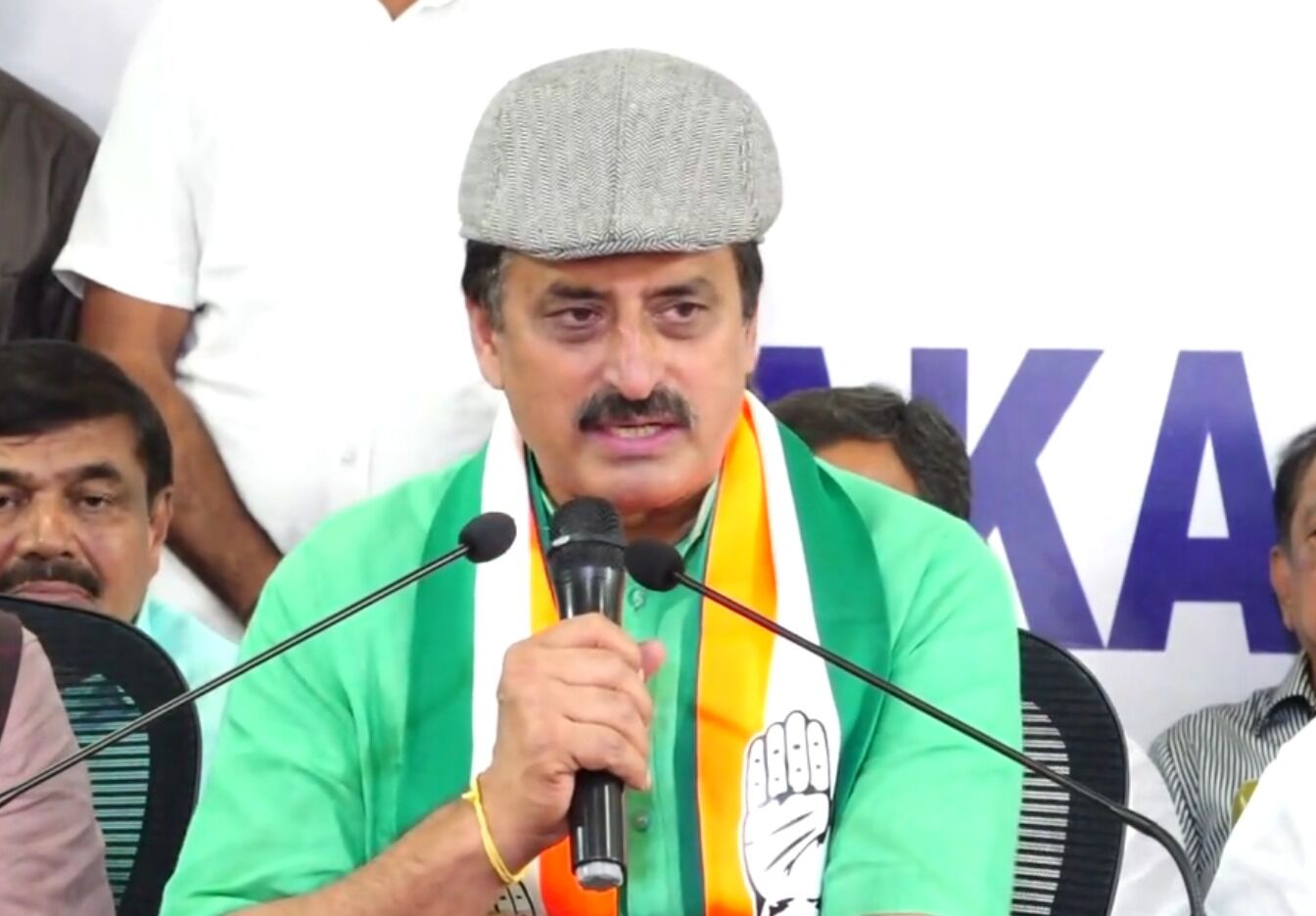 ಸ್ವಯಂ ಪ್ರೇರಿತವಾಗಿ, ಬೇಷರತ್ತಾಗಿ ಕಾಂಗ್ರೆಸ್ ಸೇರ್ಪಡೆಯಾಗುತ್ತಿದ್ದೇನೆ : ಯೋಗೇಶ್ವರ್