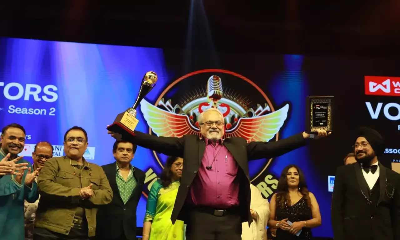 ಚಲನಚಿತ್ರ ಗೀತ ಗಾಯನ ಸ್ಪರ್ಧೆ: ಯೆನೆಪೊಯ ಕಾಲೇಜಿನ ಡಾ.ಕುಂಬಳೆ ಅನಂತ ಪ್ರಭುಗೆ ಪ್ರಶಸ್ತಿ