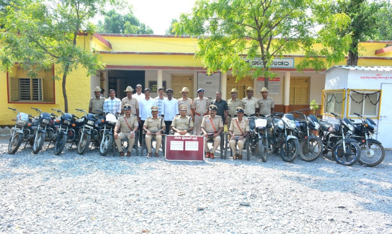 ಕಲಬುರಗಿ | ಬೈಕ್‌ ಕಳ್ಳತನ ಮಾಡುತ್ತಿದ್ದ ಇಬ್ಬರು ಆರೋಪಿಗಳ ಬಂಧನ