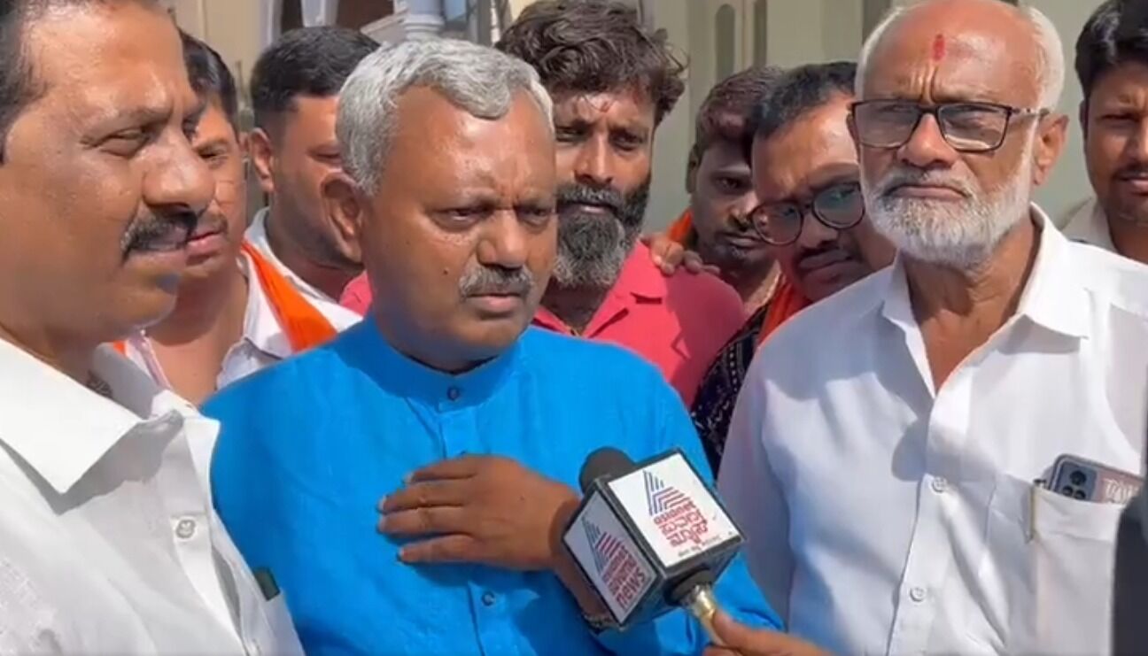 ಇನ್ನೂ ಎಂಟು ಮಂದಿ ಬಿಜೆಪಿ ಶಾಸಕರು ಶೀಘ್ರದಲ್ಲೇ ಕಾಂಗ್ರೆಸ್ ಸೇರ್ಪಡೆ : ಎಸ್.ಟಿ.ಸೋಮಶೇಖರ್