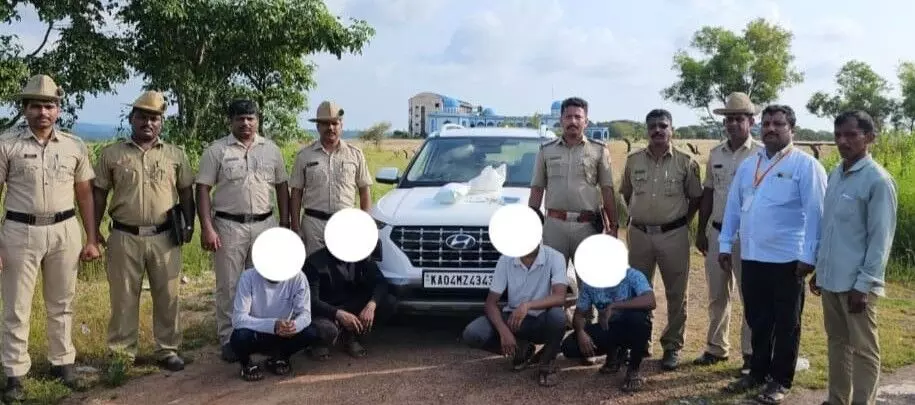 ಭಟ್ಕಳ| ಗಾಂಜಾ, MDMA ಮಾರಾಟ ಆರೋಪ: 4 ಮಂದಿ ಸೆರೆ ಭಟ್ಕಳ| ಗಾಂಜಾ, MDMA ಮಾರಾಟ ಆರೋಪ: 4 ಮಂದಿ ಸೆರೆ