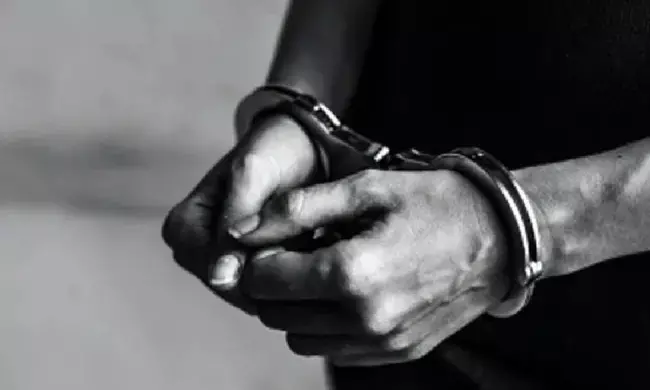 ಪಾಕ್ ಗೂಢಚಾರಿಗೆ ಕೋಸ್ಟ್ ಗಾರ್ಡ್ ನೌಕೆಗಳ ಸೂಕ್ಷ್ಮ ಮಾಹಿತಿ ರವಾನಿಸುತ್ತಿದ್ದ ಗುಜರಾತ್ ನಿವಾಸಿ ಪಂಕಜ್ ಕೋಟಿಯಾ ಬಂಧನ