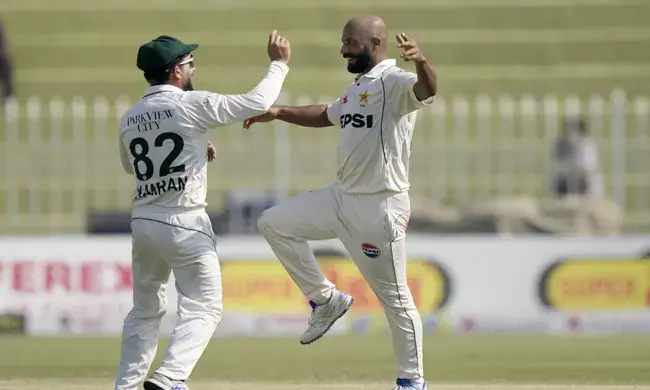 ಇಂಗ್ಲೆಂಡ್ ವಿರುದ್ಧ ಪಾಕ್‌ಗೆ 9 ವಿಕೆಟ್ ಜಯ