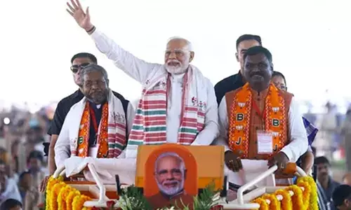 ಪ್ರಚಾರ ಪಕ್ಷದ್ದು, ಹಣ ಸಾರ್ವಜನಿಕರದ್ದು!