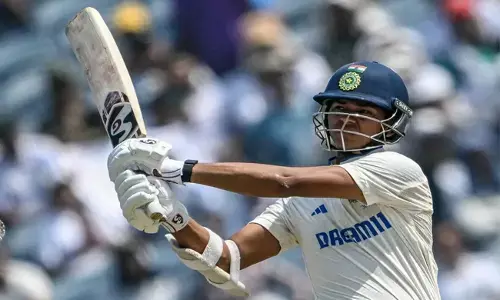 ಒಂದೇ ವರ್ಷದಲ್ಲಿ ಸ್ವದೇಶಿ ಟೆಸ್ಟ್ ಪಂದ್ಯದಲ್ಲಿ ಸಾವಿರಕ್ಕೂ ಅಧಿಕ ರನ್ | ಜಿ. ವಿಶ್ವನಾಥ್, ಸುನೀಲ್ ಗವಾಸ್ಕರ್ ಅವರಿದ್ದ ಪಟ್ಟಿಗೆ ಜೈಸ್ವಾಲ್ ಸೇರ್ಪಡೆ