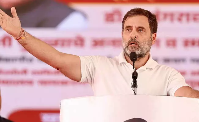 ಭಾರತದಲ್ಲಿ ತೆವಳುತ್ತಿರುವ ಮೂಲಸೌಕರ್ಯ ಯೋಜನೆಗಳಿಗೆ ಬಾಂದ್ರಾ ನಿಲ್ದಾಣದಲ್ಲಿನ ಕಾಲ್ತುಳಿತ ಪ್ರಕರಣ ತಾಜಾ ನಿದರ್ಶನ : ರಾಹುಲ್ ಗಾಂಧಿ ಭಾರತದಲ್ಲಿ ತೆವಳುತ್ತಿರುವ ಮೂಲಸೌಕರ್ಯ ಯೋಜನೆಗಳಿಗೆ ಬಾಂದ್ರಾ ನಿಲ್ದಾಣದಲ್ಲಿನ ಕಾಲ್ತುಳಿತ ಪ್ರಕರಣ ತಾಜಾ ನಿದರ್ಶನ : ರಾಹುಲ್ ಗಾಂಧಿ