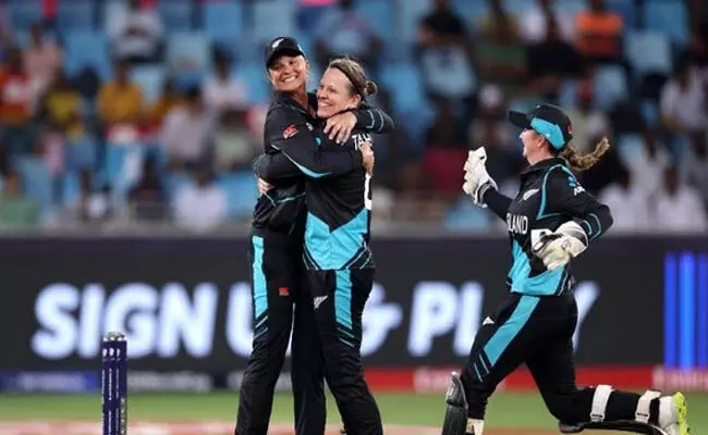 ಭಾರತದ ಮಹಿಳಾ ಕ್ರಿಕೆಟ್ ತಂಡದ ವಿರುದ್ಧ ನ್ಯೂಝಿಲ್ಯಾಂಡ್ ಜಯಭೇರಿ, ಸರಣಿ ಸಮಬಲ