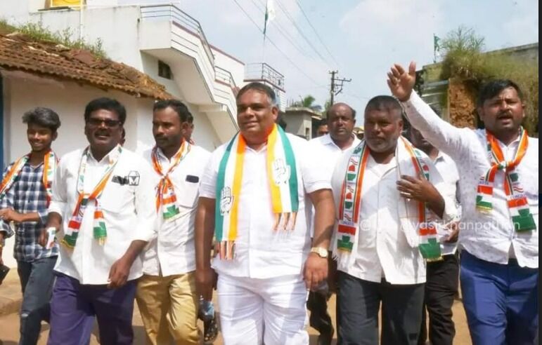 ಯಾವುದೇ ಅಭಿವೃದ್ಧಿ ಕೆಲಸ ಮಾಡದ ಬೊಮ್ಮಾಯಿ: ಯಾಸಿರ್ ಪಠಾಣ್