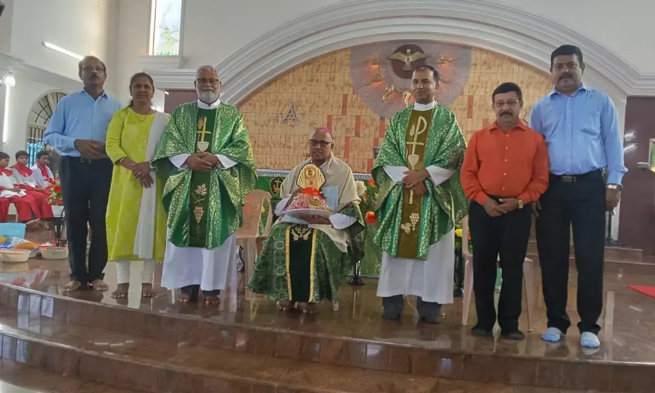 ಪಾಲ್ದನೆ ಚರ್ಚ್‌ಗೆ ಐಜ್ವಾಲ್ ಧರ್ಮಪ್ರಾಂತ್ಯದ ಬಿಷಪ್ ಭೇಟಿ