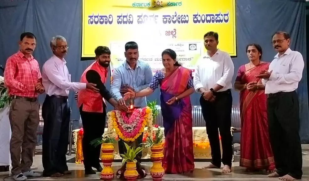 ಕುಂದಾಪುರ ತಾಲೂಕು ಮಟ್ಟದ ಚಿತ್ರಕಲಾ ಪ್ರದರ್ಶನ-ಕಾರ್ಯಗಾರ ಕುಂದಾಪುರ ತಾಲೂಕು ಮಟ್ಟದ ಚಿತ್ರಕಲಾ ಪ್ರದರ್ಶನ-ಕಾರ್ಯಗಾರ